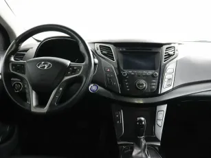 Hyundai  11