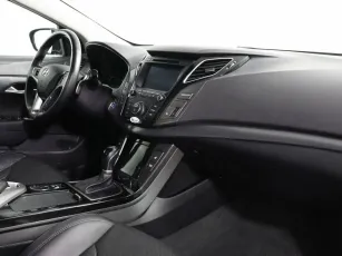 Hyundai  9