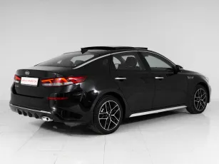 Kia  6