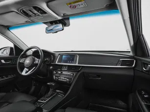 Kia  9
