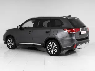 Mitsubishi  4