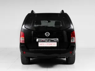Nissan  5