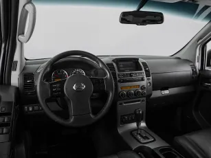 Nissan  7