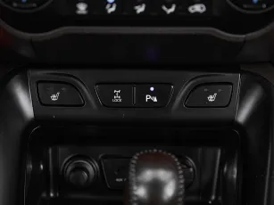 Hyundai  17