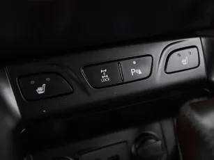 Hyundai  18