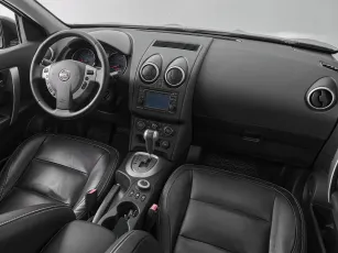 Nissan  9