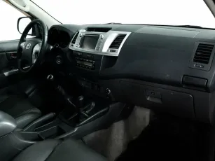 Toyota  6