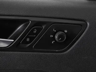 Volkswagen  13