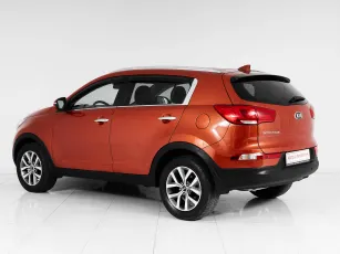 Kia  4