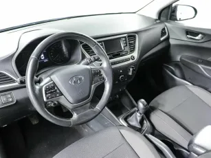 Hyundai  7