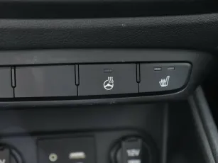 Hyundai  9