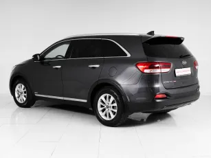Kia  4