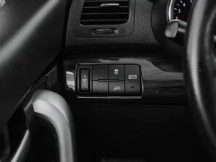 Kia  16