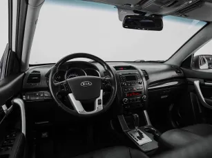 Kia  9