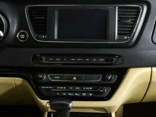 Kia  13