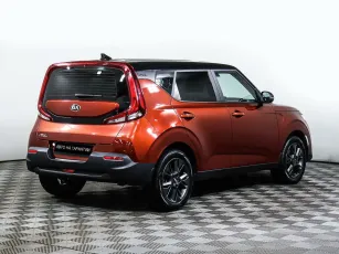 Kia  3