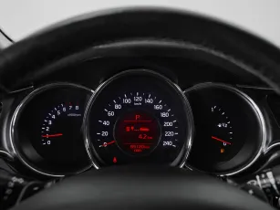 Kia  11