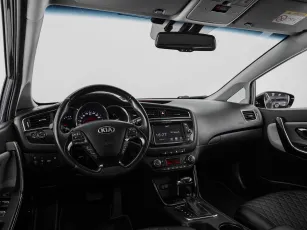 Kia  7