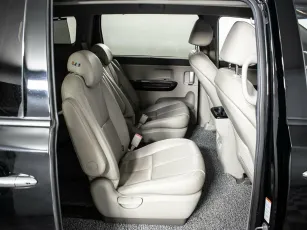 Kia  12