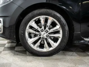Kia  6