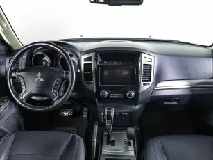 Mitsubishi  10