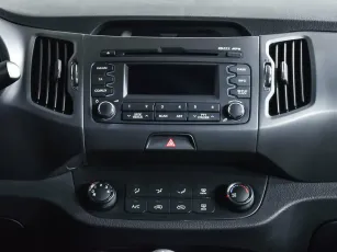 Kia  12