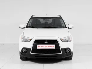 Mitsubishi  2