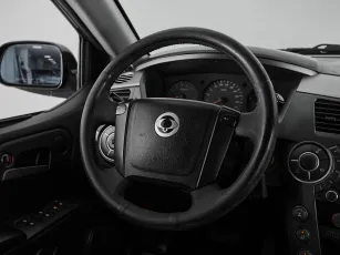 SsangYong  10
