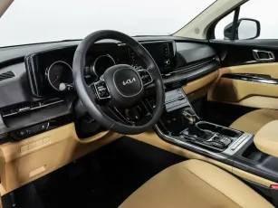 Kia  10
