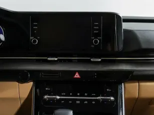 Kia  6