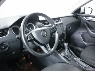 Skoda  8