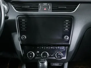 Skoda  9