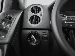 Volkswagen  12