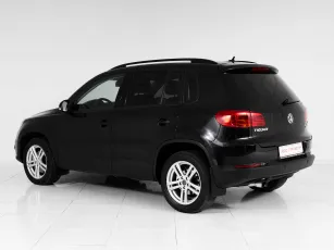 Volkswagen  4
