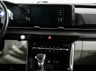Kia  6