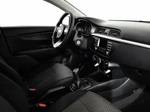 Kia  7
