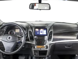 SsangYong  8