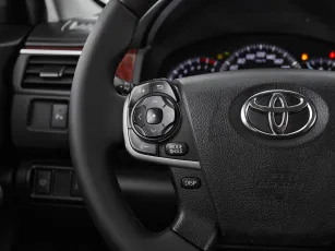 Toyota  11