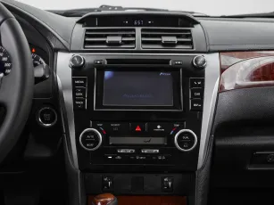 Toyota  18