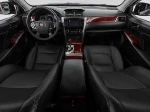 Toyota  8