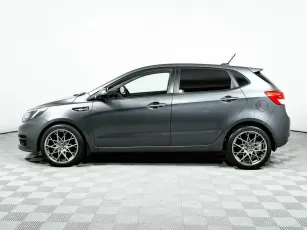 Kia  3