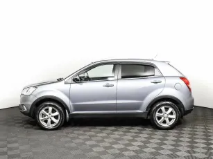 SsangYong  3