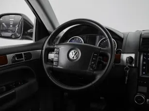 Volkswagen  10