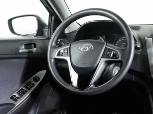 Hyundai  13