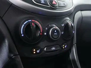 Hyundai  16