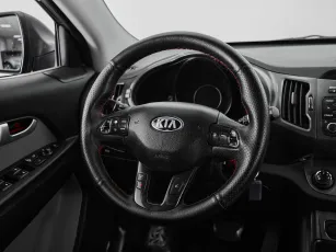 Kia  10