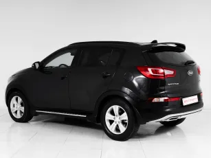 Kia  4