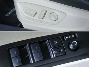Toyota  16