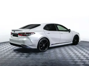 Toyota  5