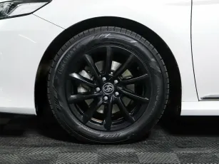 Toyota  8